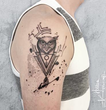 owl graphic dotwork